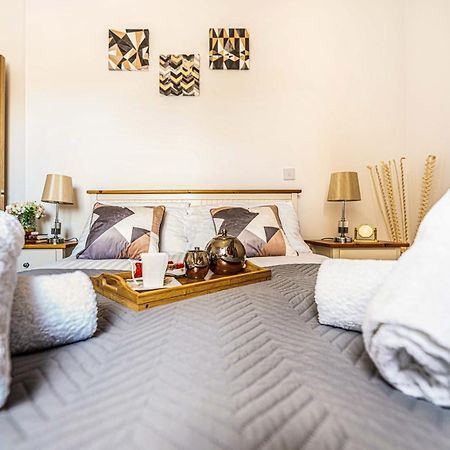 Mission Wave - Venture Apartment ستينس المظهر الخارجي الصورة