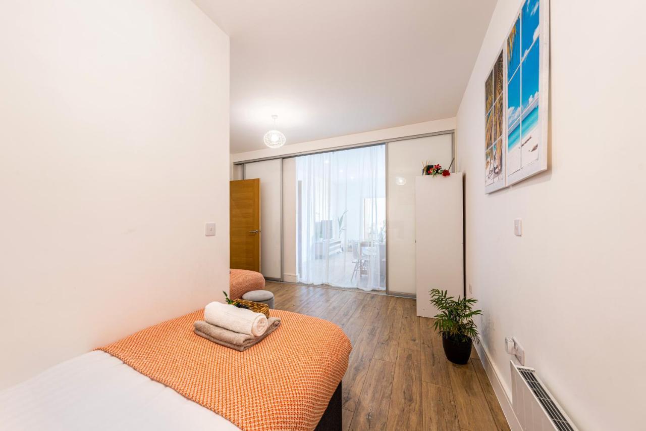 Mission Wave - Venture Apartment ستينس المظهر الخارجي الصورة